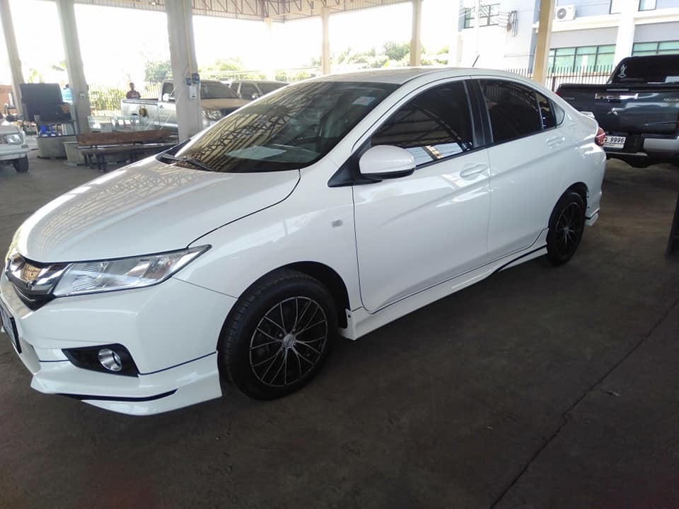 Honda City ปี 2014 สีเงิน (รูปที่ 4)