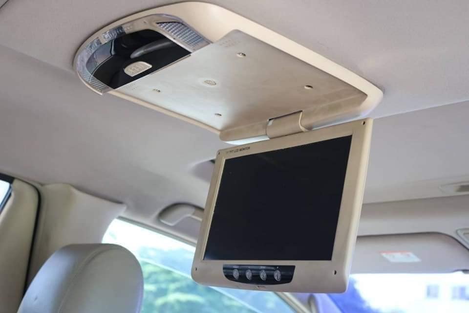Toyota Alphard ปี 2005 สีเงิน (รูปที่ 12)