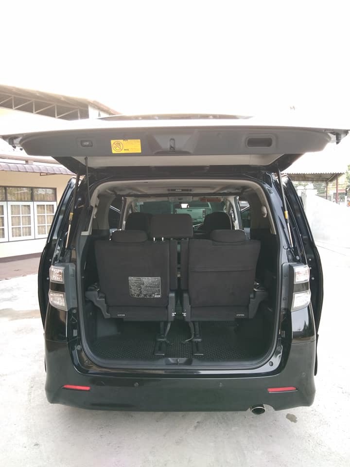 Toyota Vellfire ปี 2010 สีดำ (รูปที่ 7)