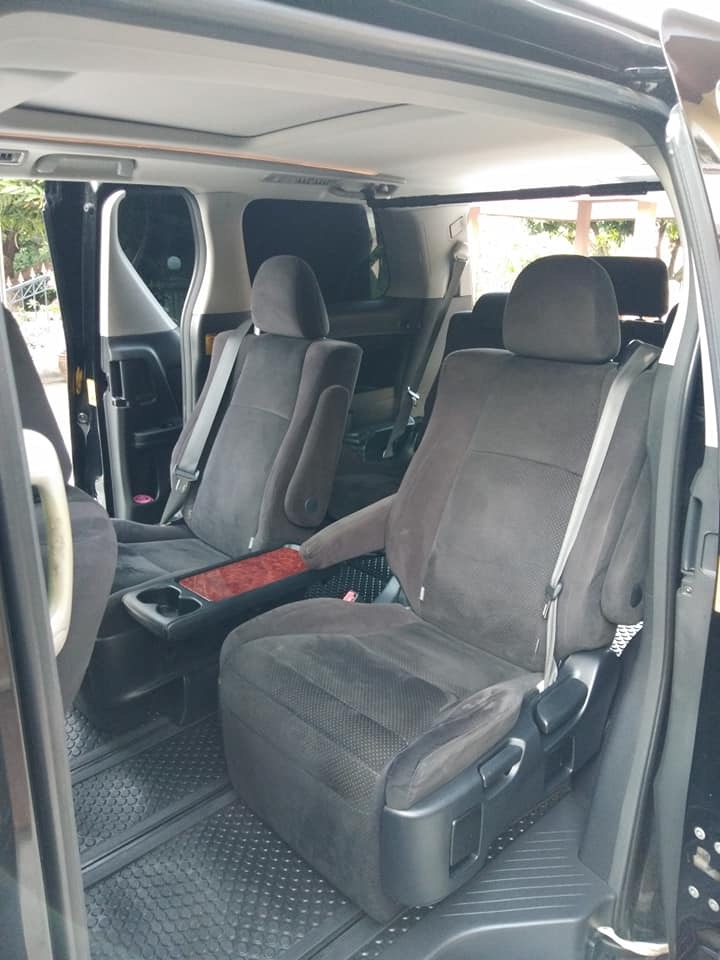 Toyota Vellfire ปี 2010 สีดำ (รูปที่ 6)