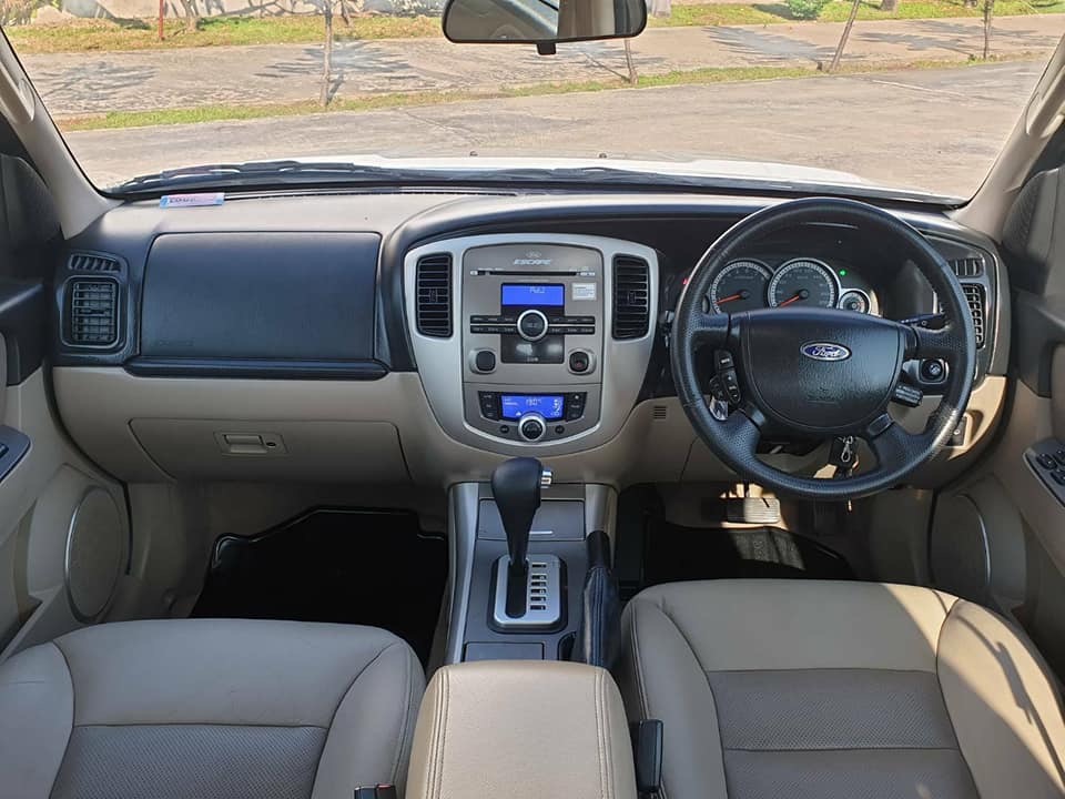 Ford Escape ปี 2014 สีขาว (รูปที่ 8)