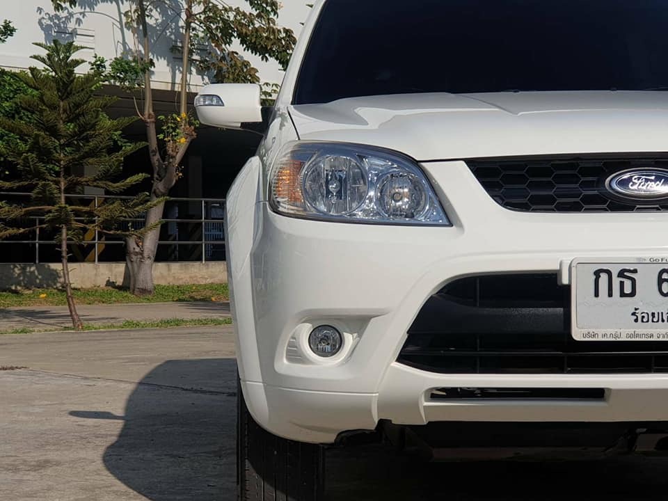 Ford Escape ปี 2014 สีขาว (รูปที่ 3)