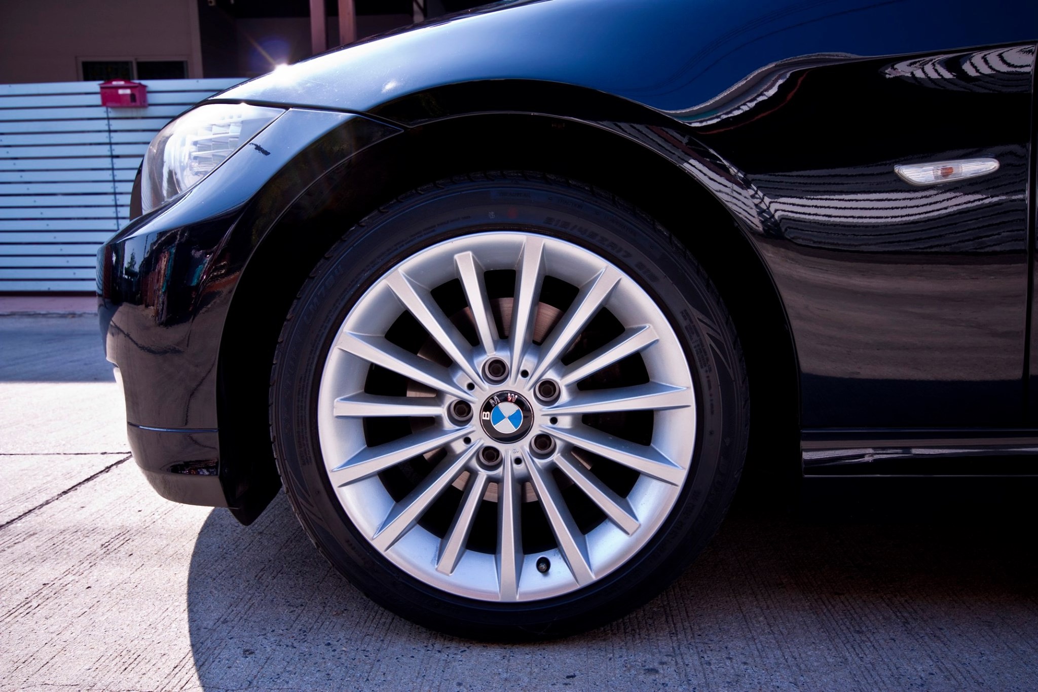 BMW 3 Series E90 318i ปี 2010 สีดำ (รูปที่ 17)
