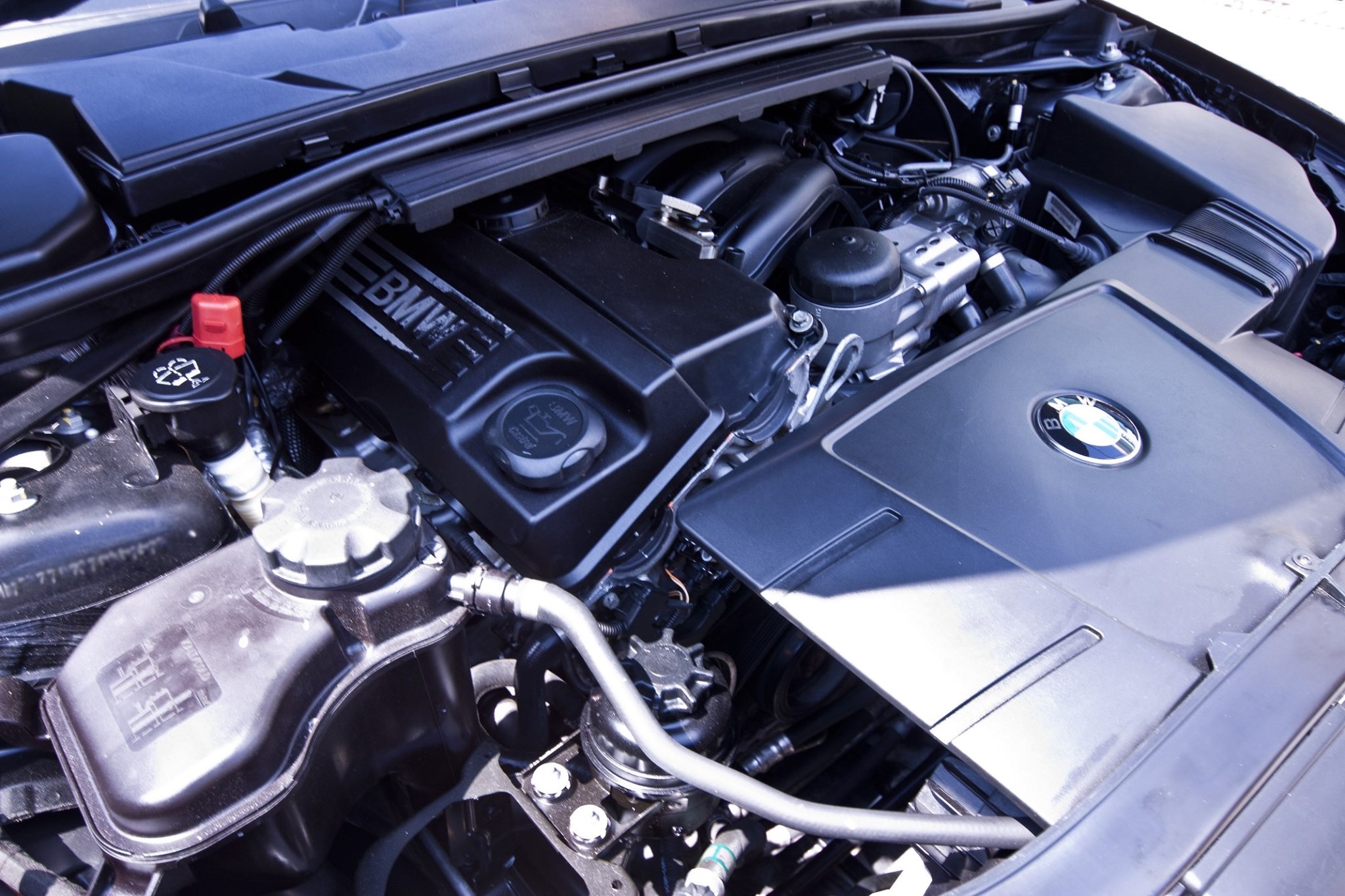 BMW 3 Series E90 318i ปี 2010 สีดำ (รูปที่ 18)