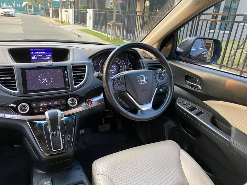 Honda CR-V ปี 2015 สีดำ (รูปที่ 7)