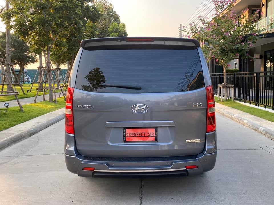 Hyundai H-1 ปี 2011 สีเทา (รูปที่ 5)
