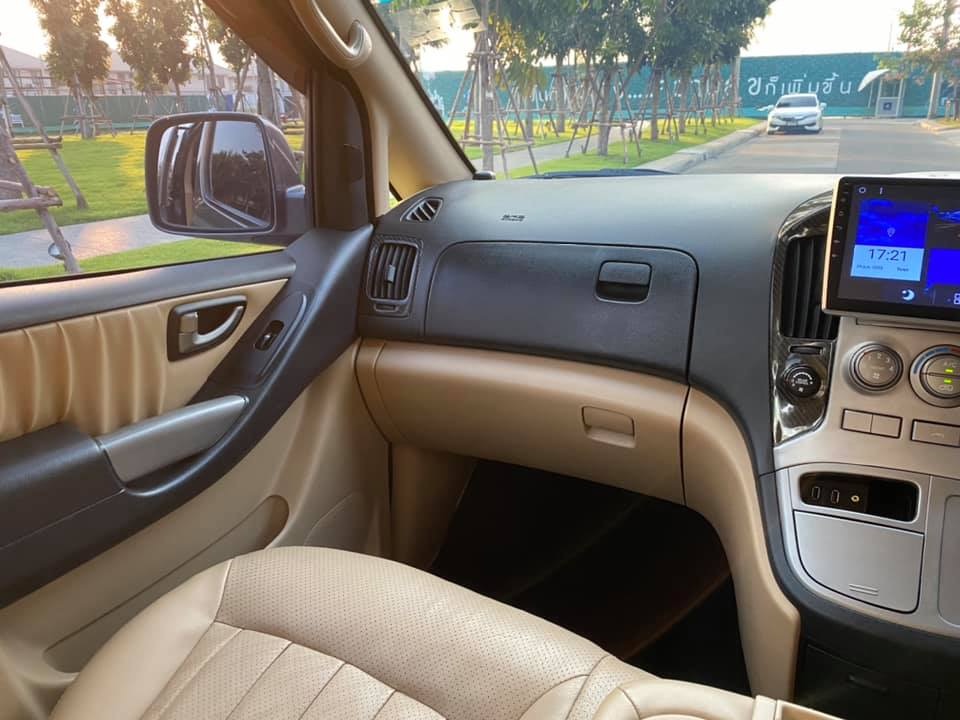 Hyundai H-1 ปี 2011 สีเทา (รูปที่ 12)
