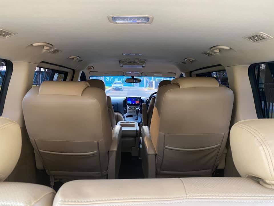 Hyundai H-1 ปี 2011 สีเทา (รูปที่ 22)