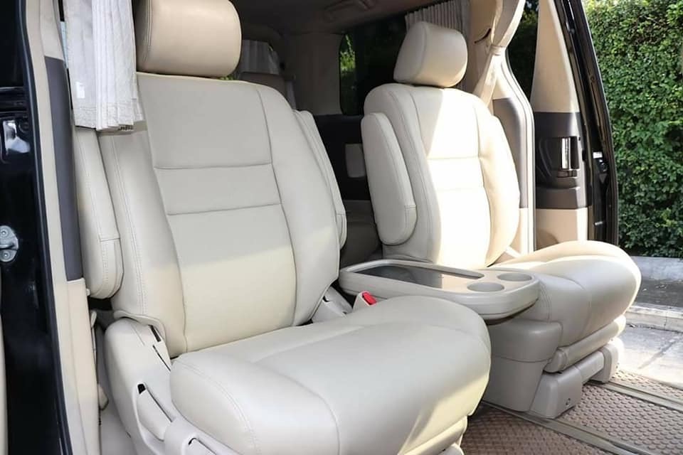 Toyota Alphard ปี 2006 สีดำ (รูปที่ 8)