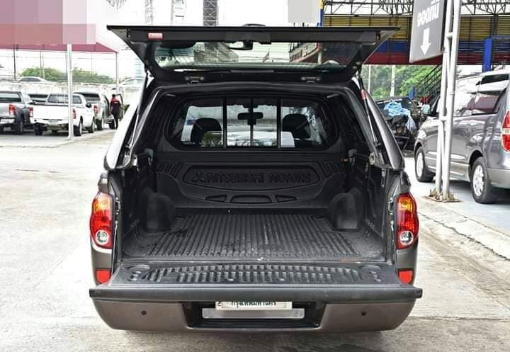 Mitsubishi Triton Mega cab ปี 2012 สีน้ำตาล