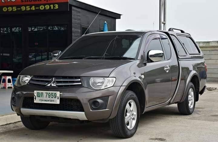 Mitsubishi Triton Mega cab ปี 2012 สีน้ำตาล (รูปที่ 2)