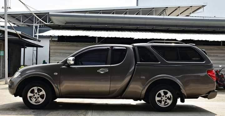 Mitsubishi Triton Mega cab ปี 2012 สีน้ำตาล