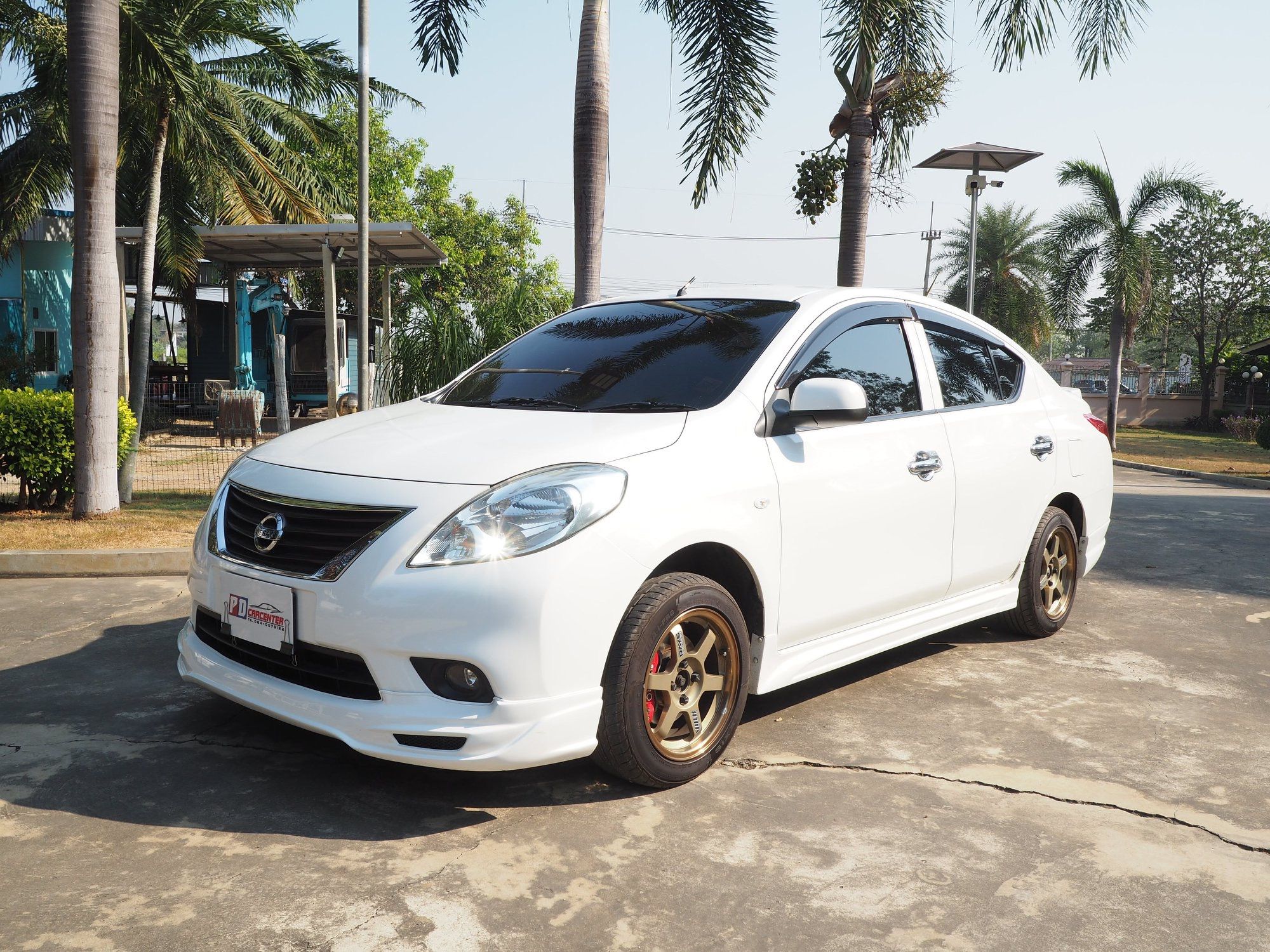 Nissan Almera ปี 2012 สีขาว