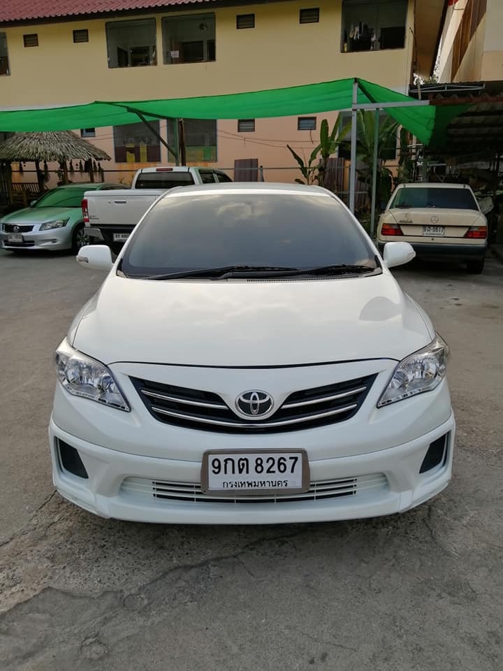 Toyota Corolla Altis ปี 2009 สีขาว (รูปที่ 3)