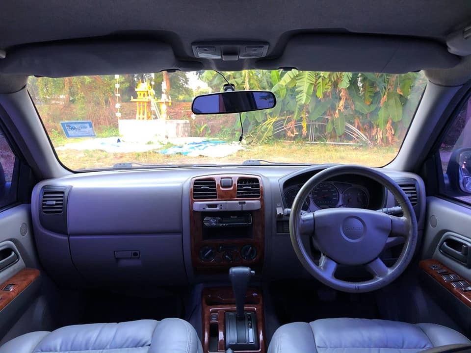 ISUZU ADVENTURE MASTER LUXURY (รูปที่ 9)