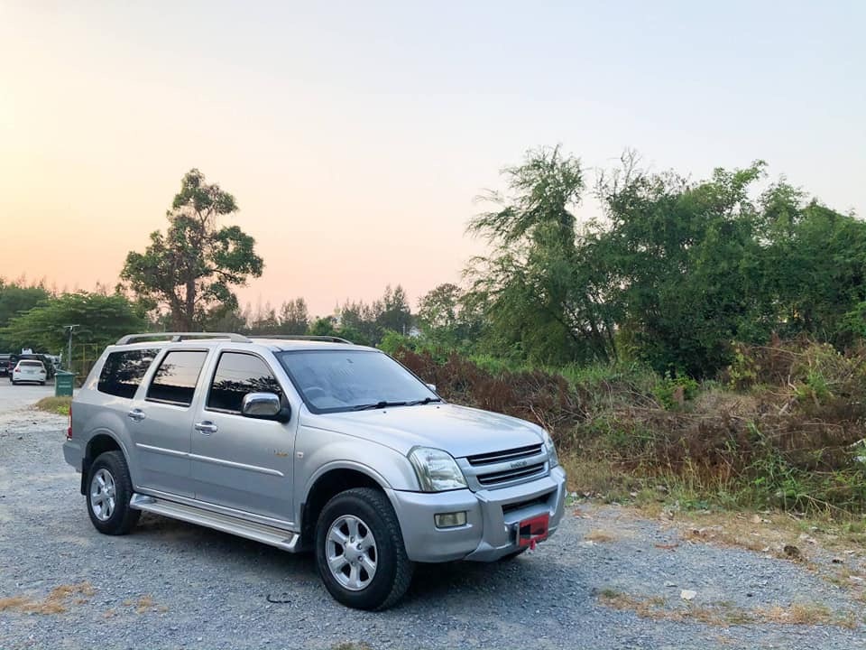 ISUZU ADVENTURE MASTER LUXURY (รูปที่ 8)