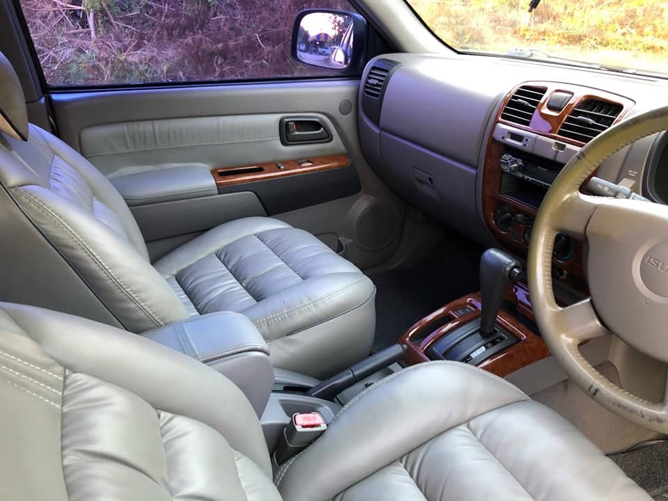 ISUZU ADVENTURE MASTER LUXURY (รูปที่ 10)