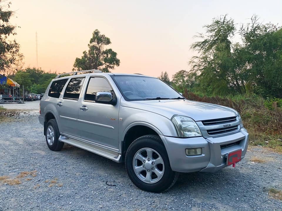 ISUZU ADVENTURE MASTER LUXURY (รูปที่ 4)
