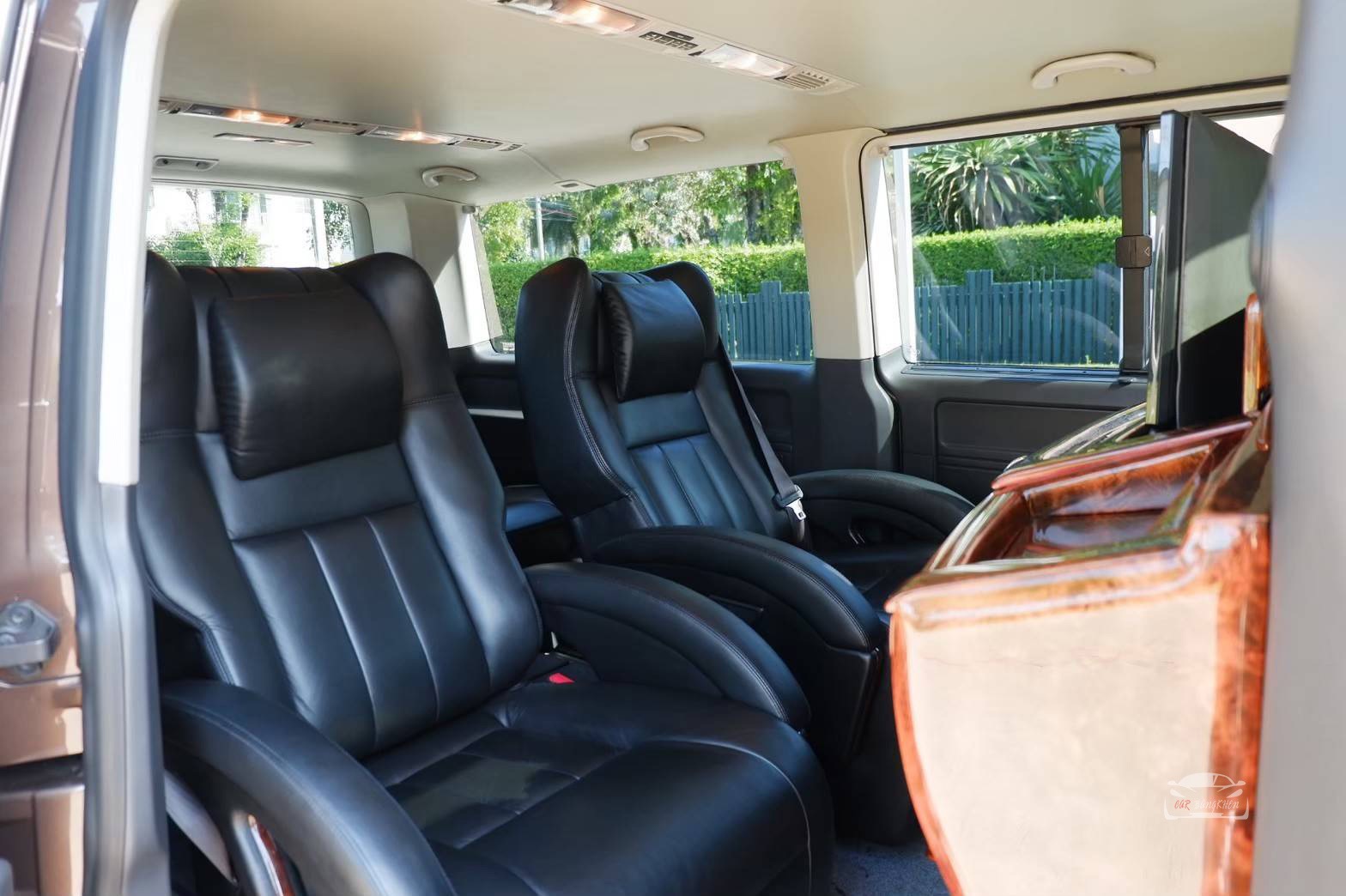 Volkswagen Transporter (Caravelle) Caravelle ปี 2013 สีน้ำตาล (รูปที่ 13)