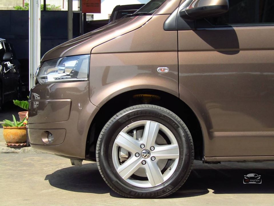 Volkswagen Transporter (Caravelle) Caravelle ปี 2013 สีน้ำตาล (รูปที่ 4)