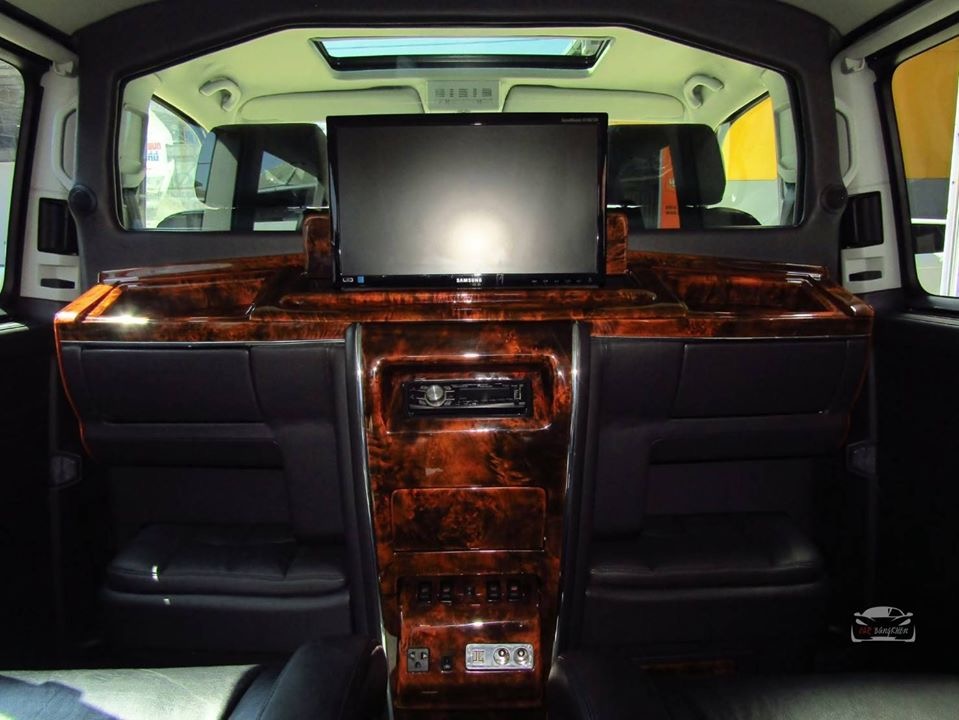 Volkswagen Transporter (Caravelle) Caravelle ปี 2013 สีน้ำตาล (รูปที่ 16)