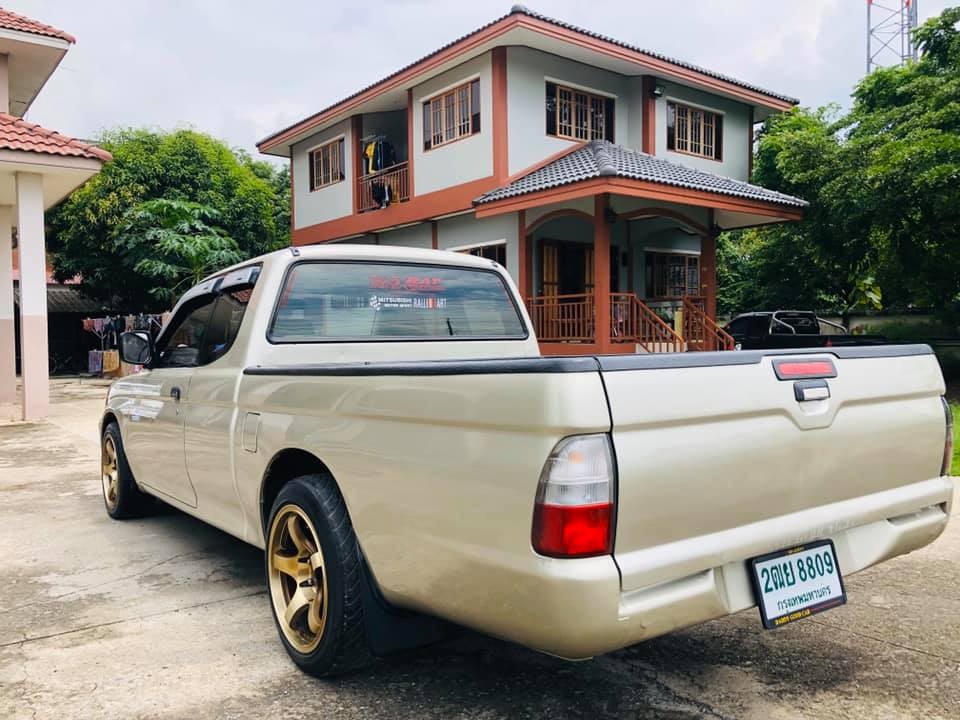Mitsubishi Strada ปี 2004 สีทอง (รูปที่ 6)