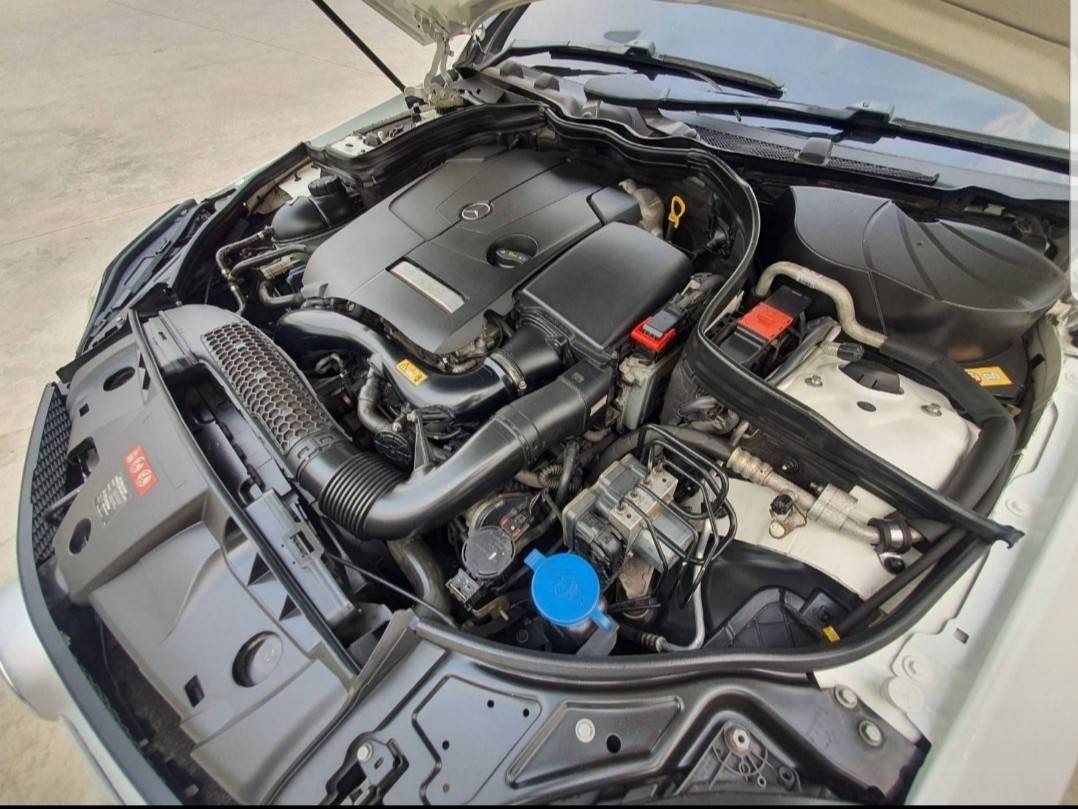 Mercedes-Benz E-Class C207 E200 ปี 2015 สีขาว (รูปที่ 13)