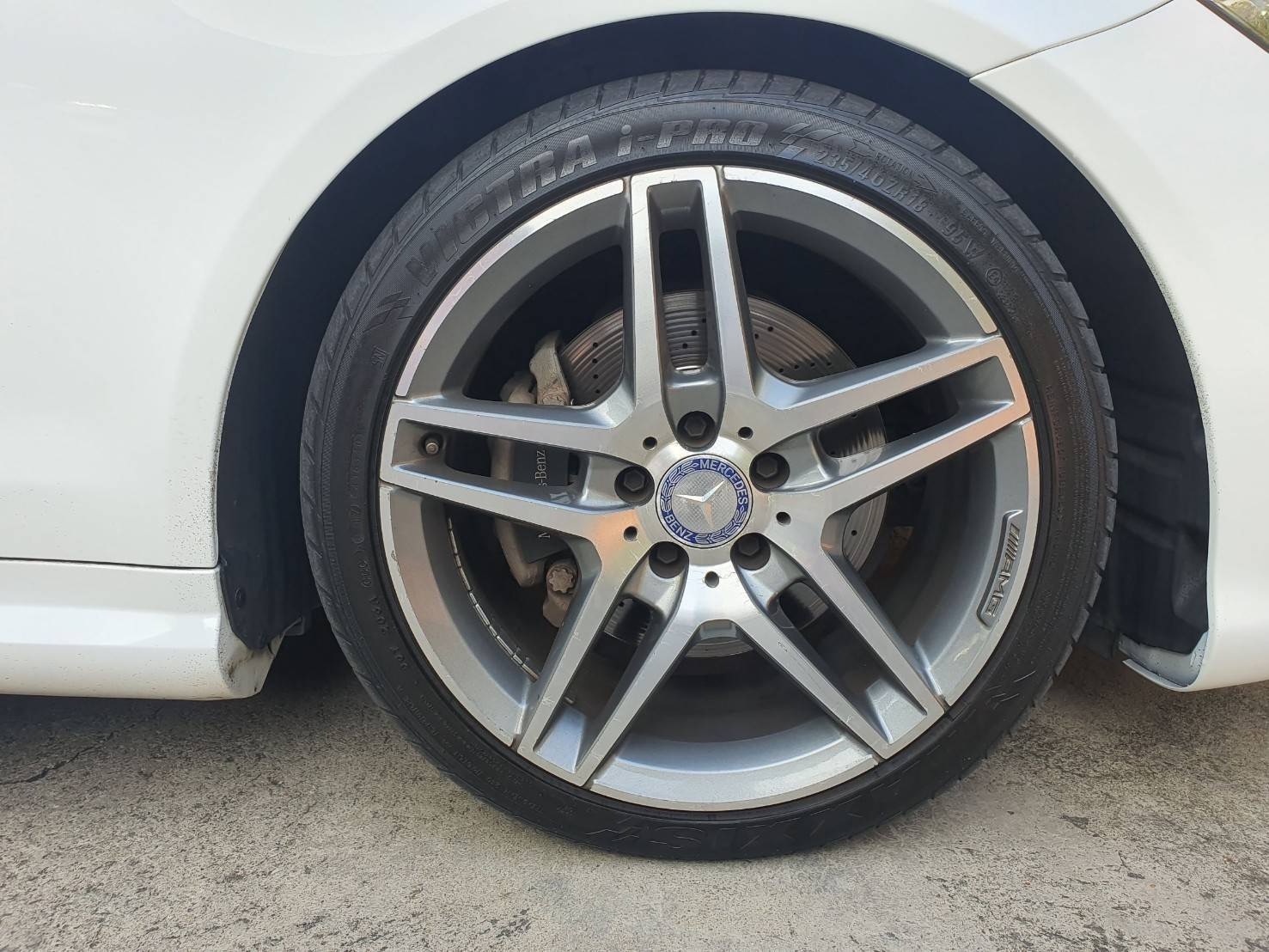 Mercedes-Benz E-Class C207 E200 ปี 2015 สีขาว (รูปที่ 14)