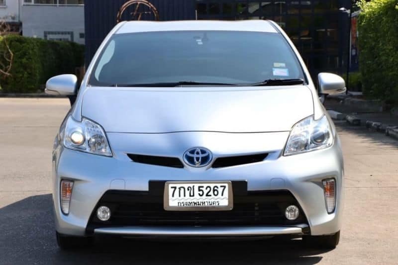 Toyota Prius ปี 2012 สีเงิน