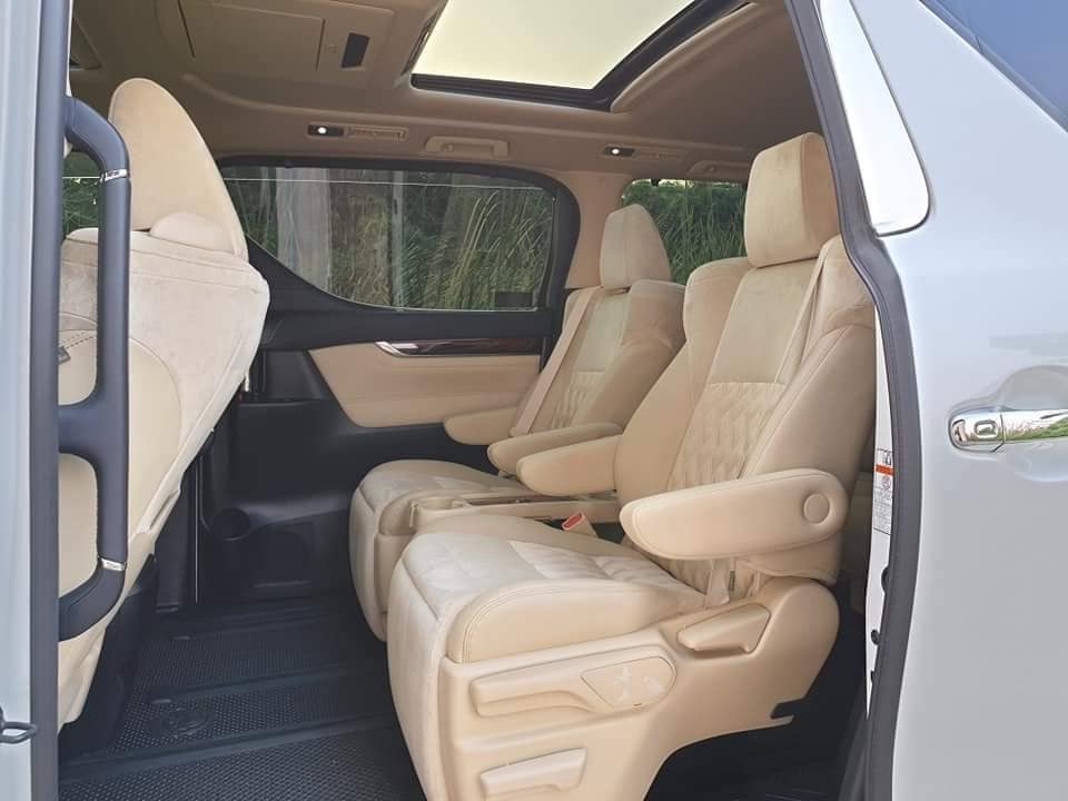 Toyota Alphard ปี 2015 สีขาว (รูปที่ 14)