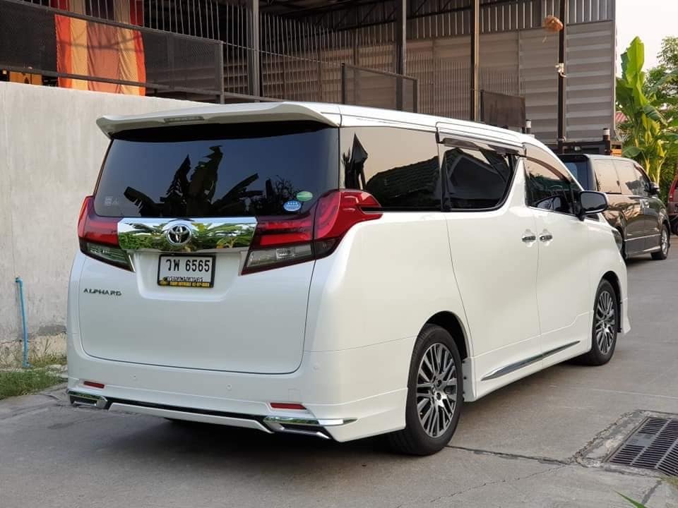Toyota Alphard ปี 2015 สีขาว (รูปที่ 3)