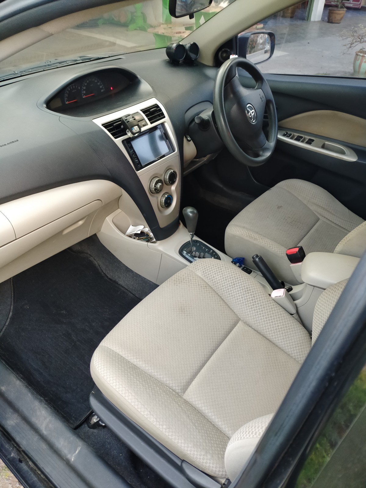 ขายรถบ้าน Toyota Vios ปี 2007 สีดำ (รูปที่ 8)