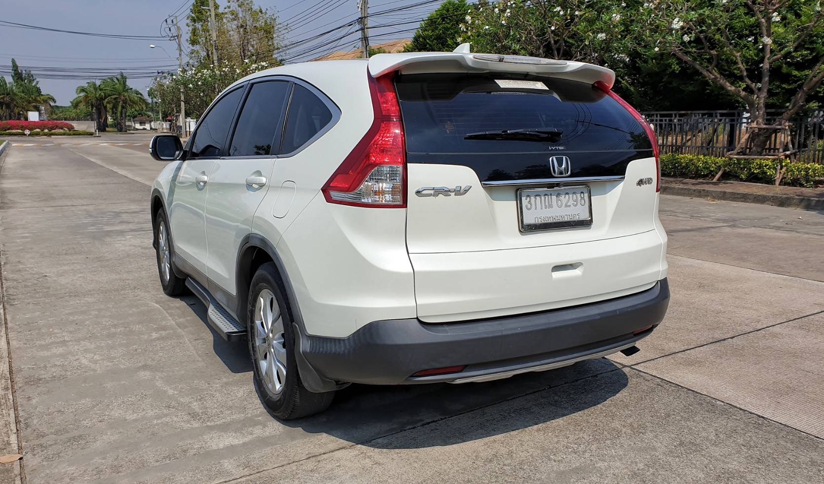 Honda CR-V ปี 2014 สีขาว