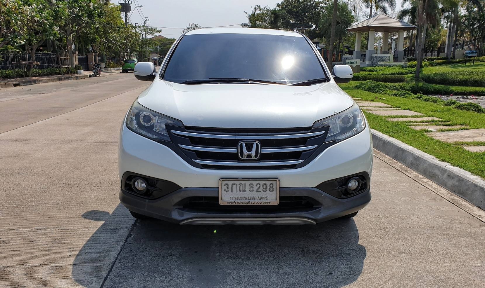 Honda CR-V ปี 2014 สีขาว