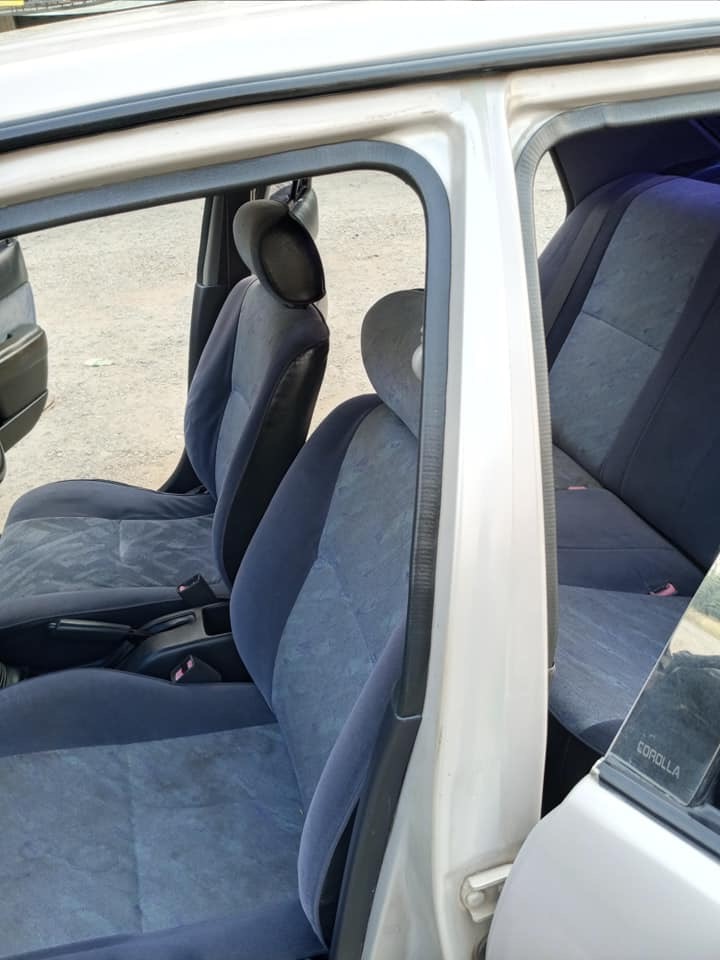 Toyota Corolla AE111 ปี 1996 สีเงิน (รูปที่ 32)