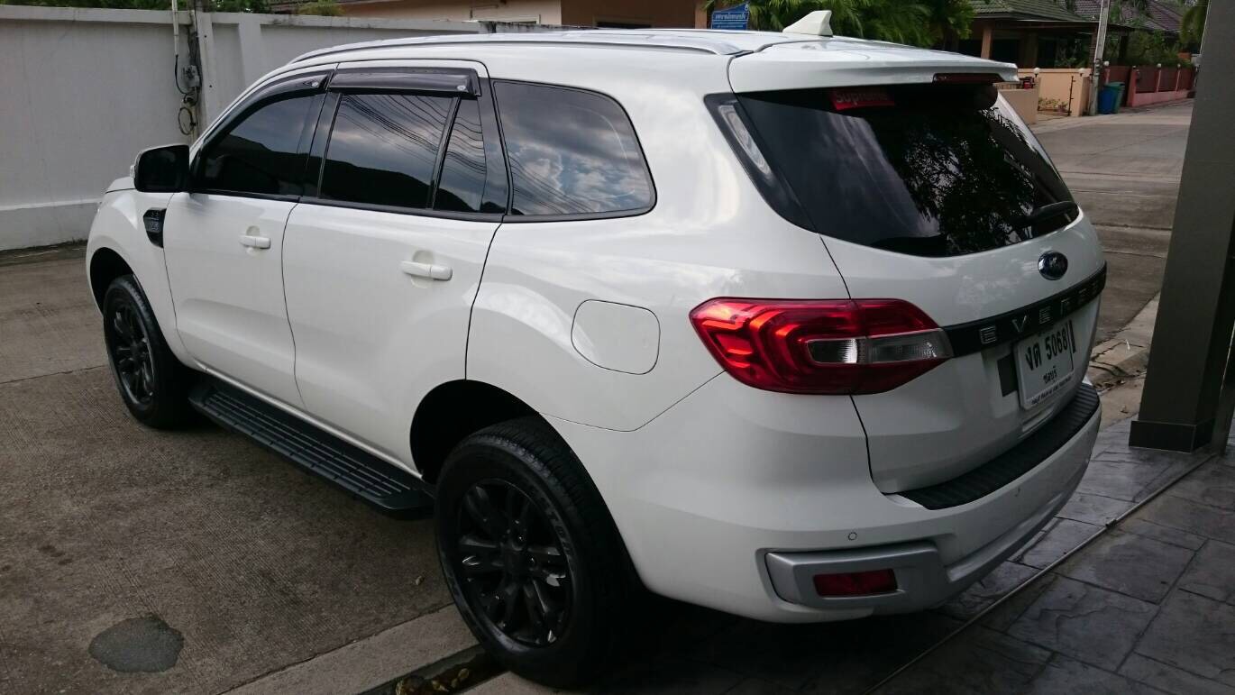 Ford Everest ปี 2015 สีขาว (รูปที่ 7)
