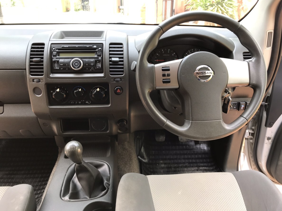 Nissan Navara King Cab ปี 2007 สีเงิน (รูปที่ 4)