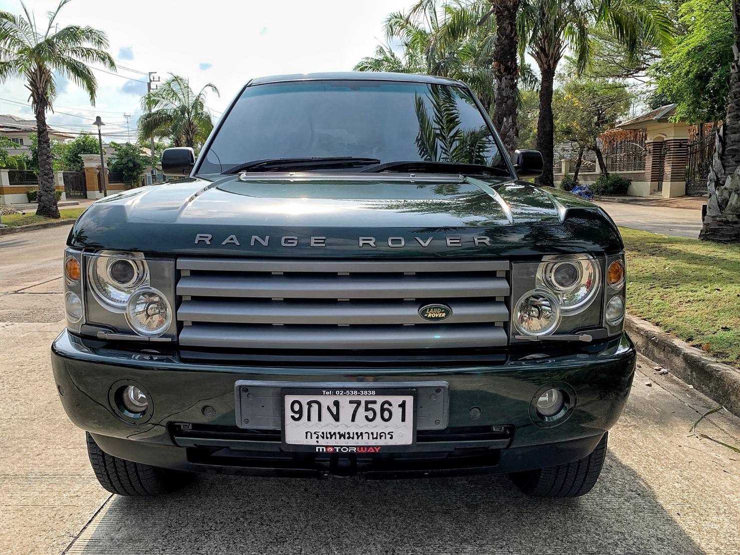 Land Rover Range Rover ปี 2004 (รูปที่ 2)