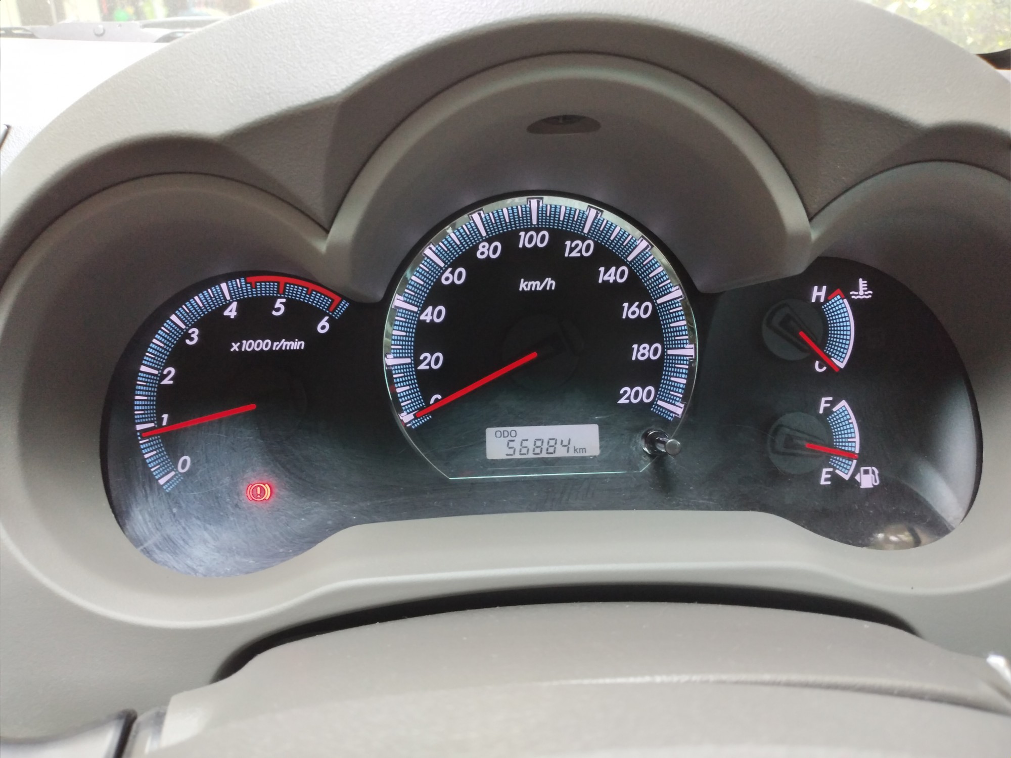Toyota Fortuner ปี 2555 (รูปที่ 5)