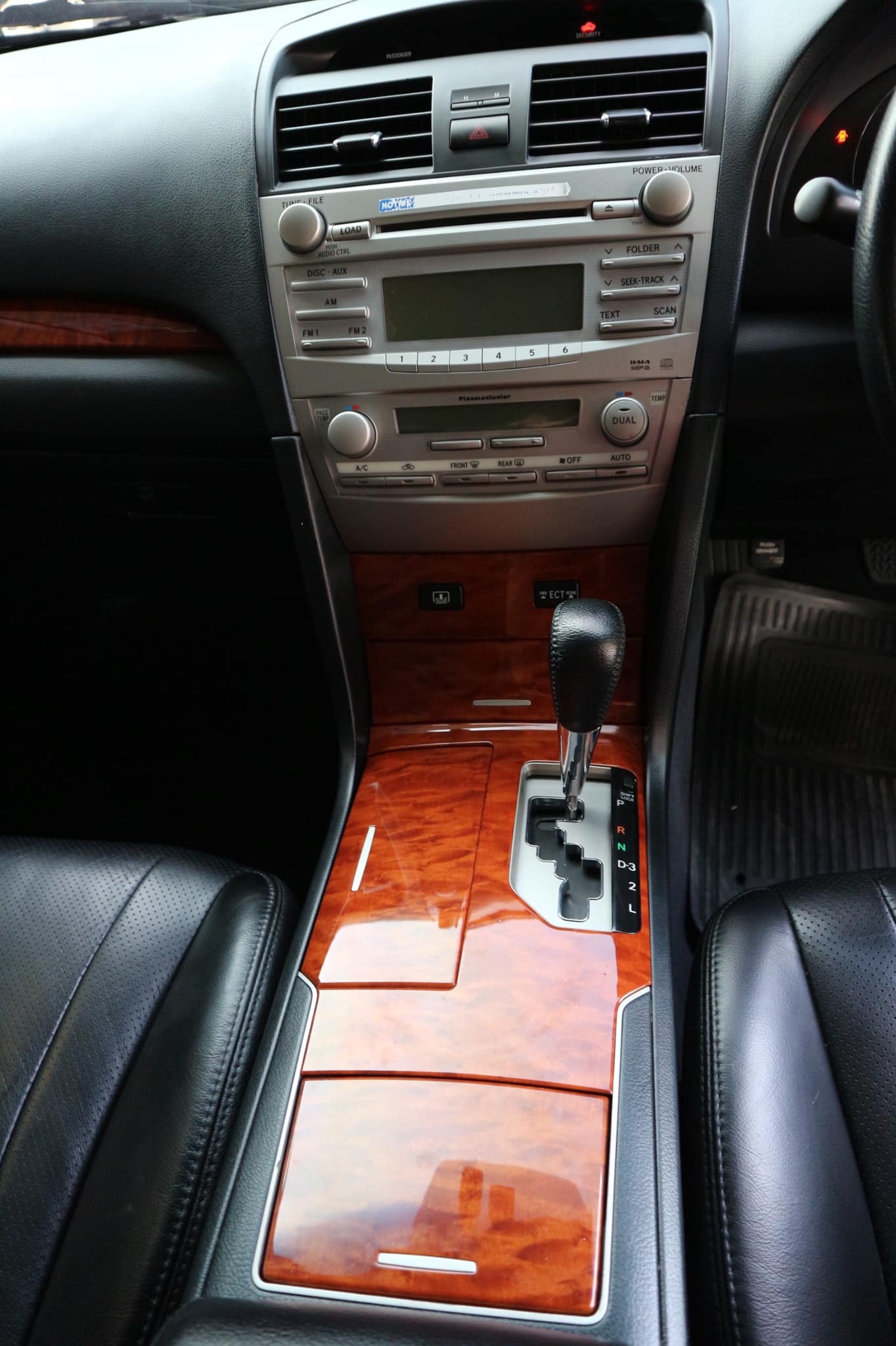 Toyota Camry ปี 2010 (รูปที่ 14)