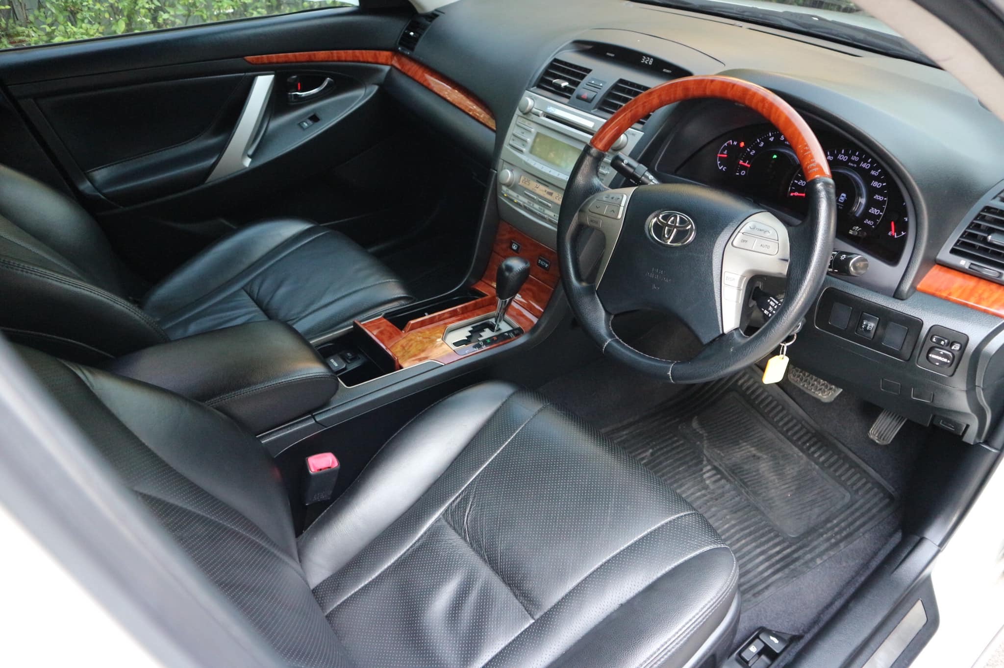 Toyota Camry ปี 2010