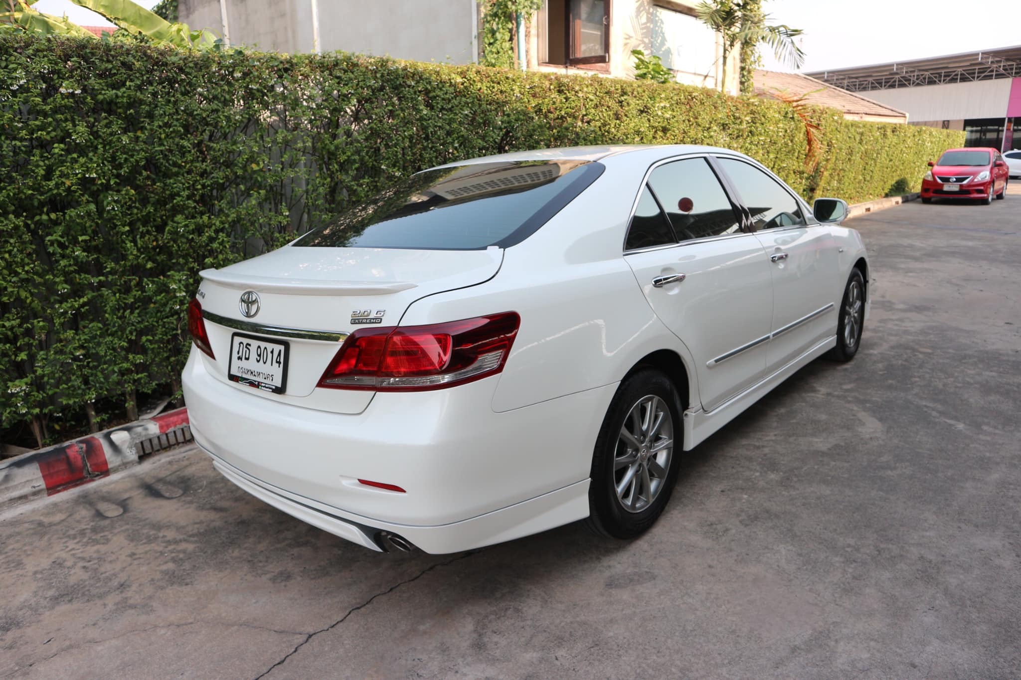 Toyota Camry ปี 2010 (รูปที่ 2)
