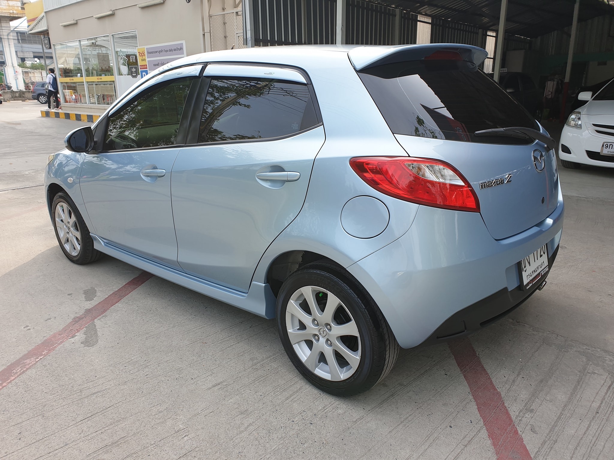 Mazda 2 Sports (5 ประตู) ปี 2010 สีฟ้า (รูปที่ 6)
