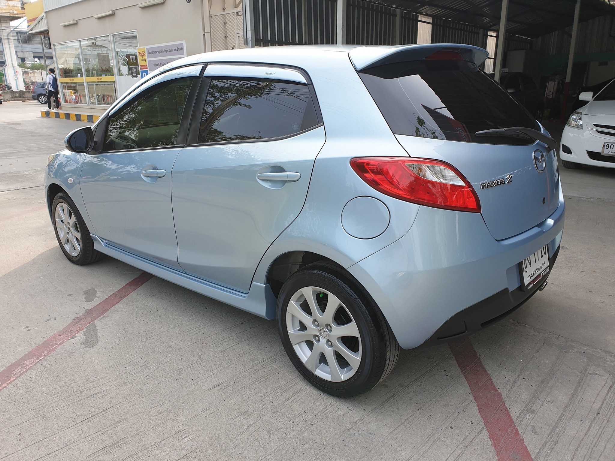 Mazda 2 Sports (5 ประตู) ปี 2010 สีฟ้า