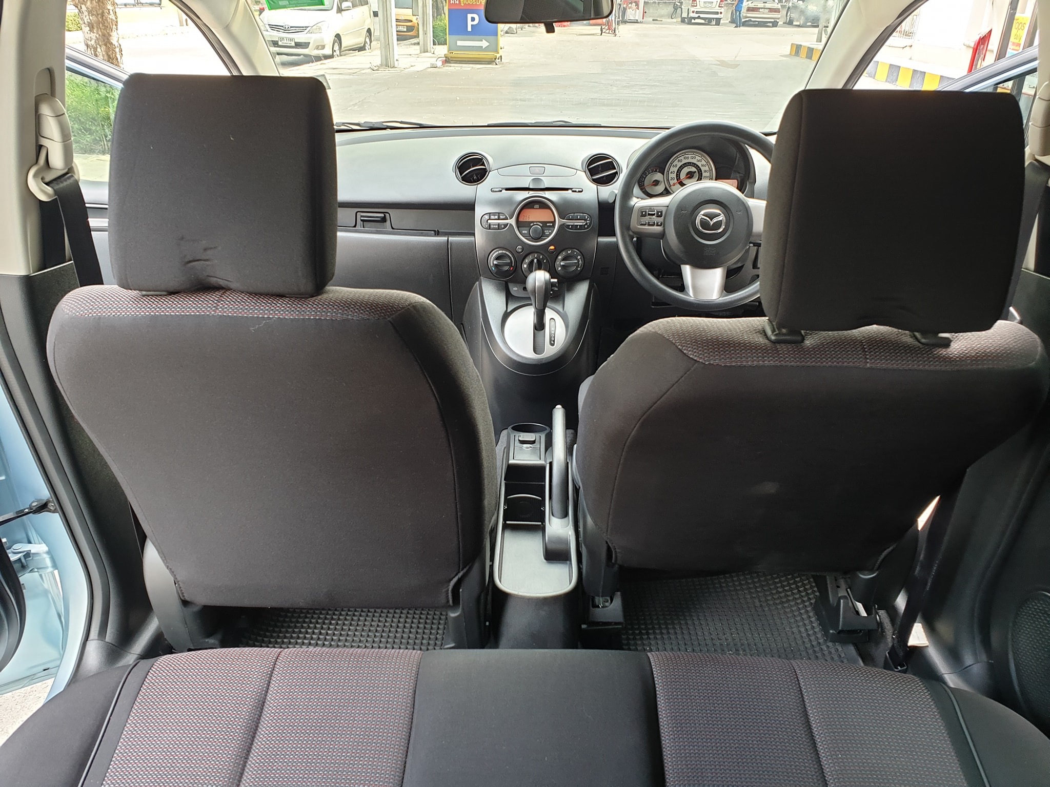 Mazda 2 Sports (5 ประตู) ปี 2010 สีฟ้า (รูปที่ 13)