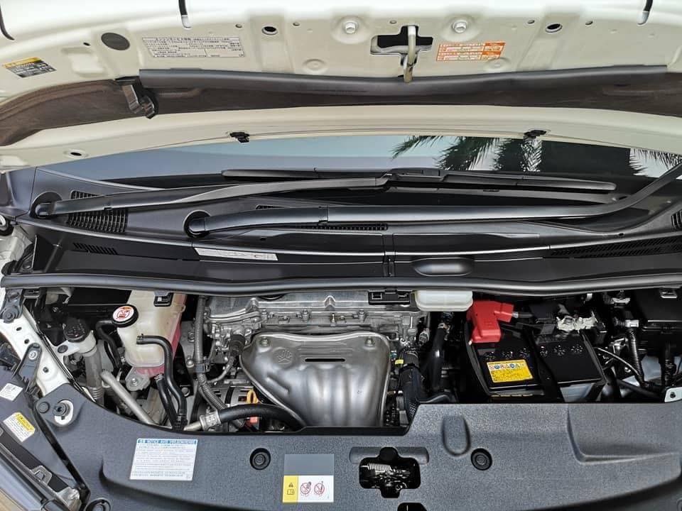 Toyota Alphard ปี 2018 สีขาว (รูปที่ 9)