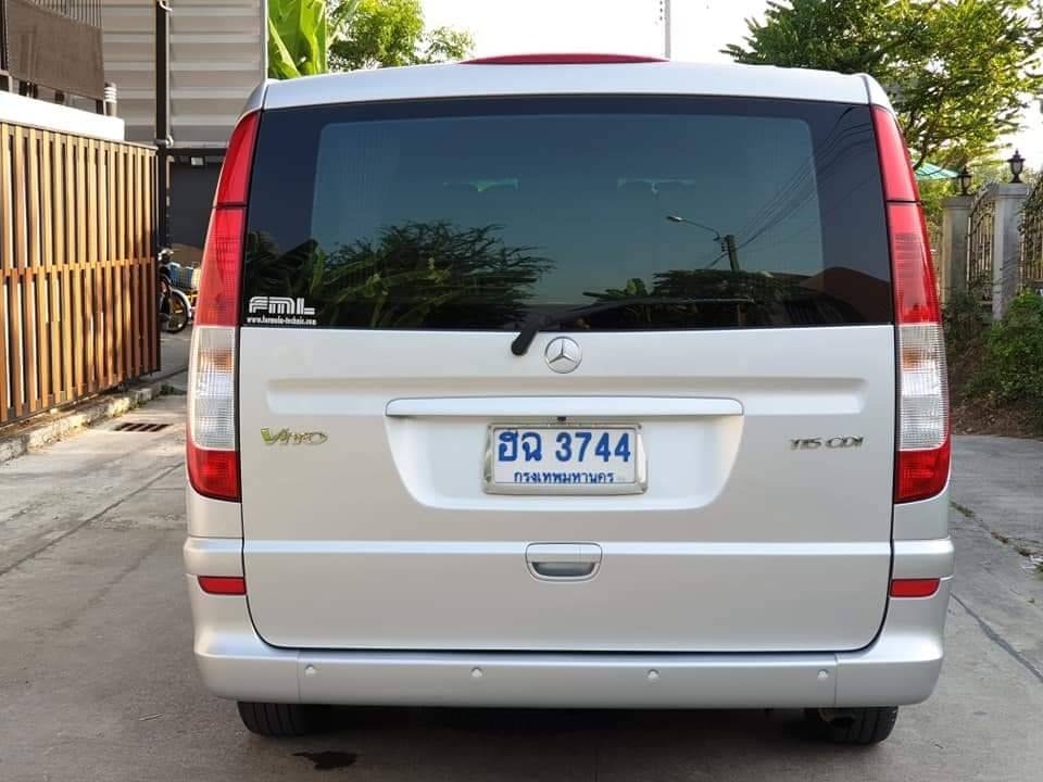 Mercedes-Benz V-Class W639 ปี 2008 สีเงิน