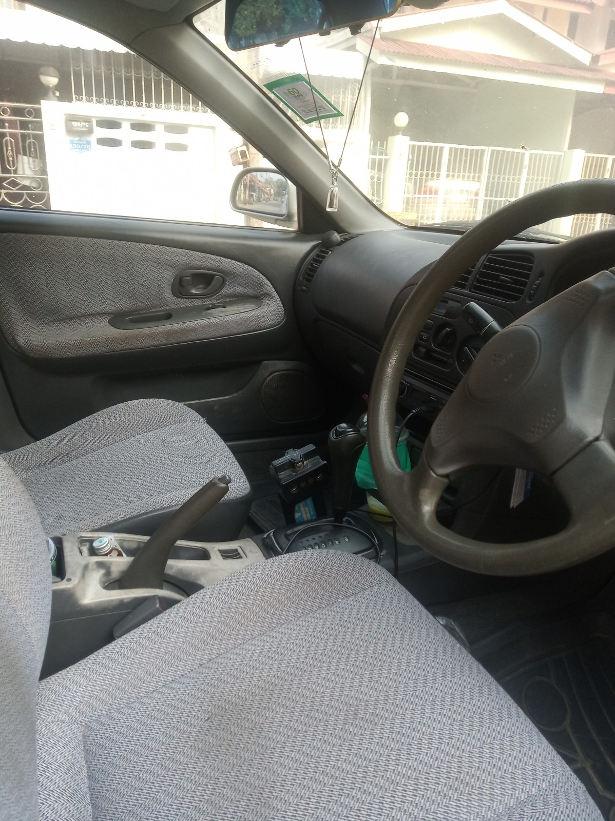 Mitsubishi Lancer ท้ายเบนซ์ ปี 1996 สีน้ำตาล (รูปที่ 9)