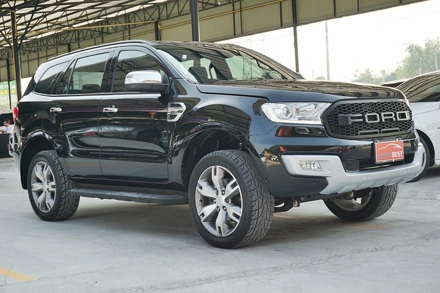 Ford Everest ปี 2017 สีขาว (รูปที่ 2)