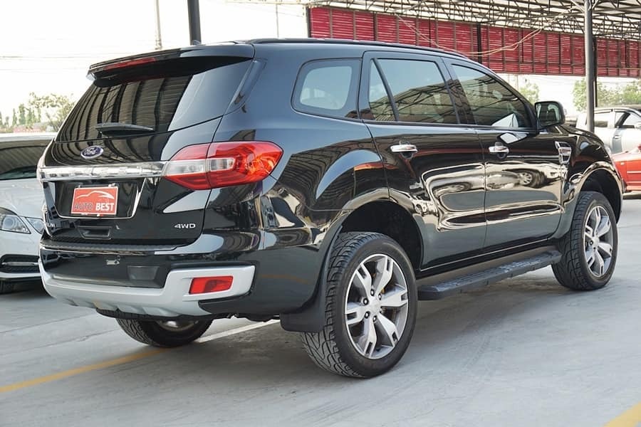 Ford Everest ปี 2017 สีขาว (รูปที่ 3)
